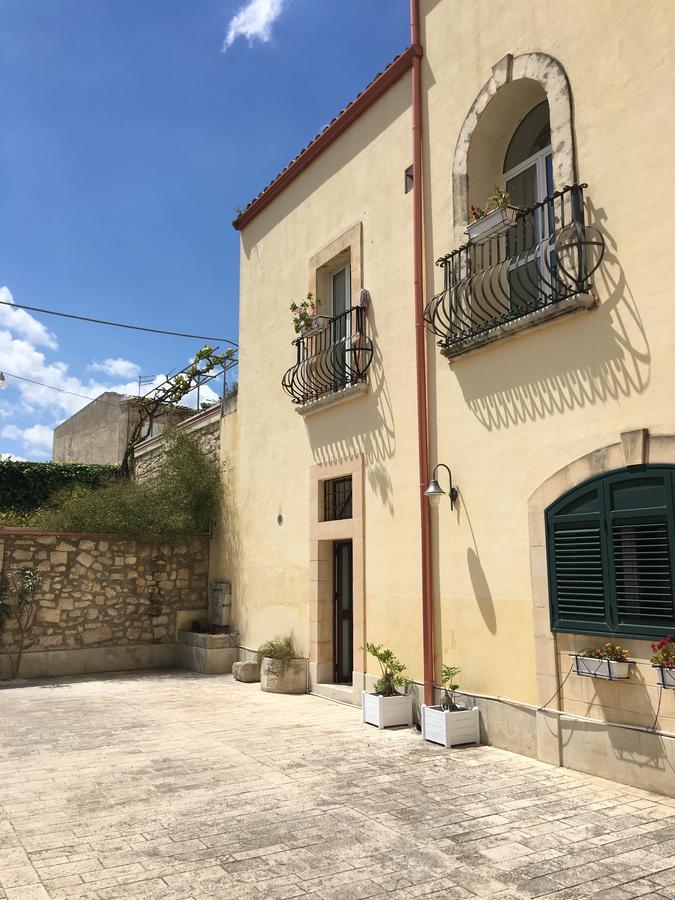 Le Fioriere Affittacamere E Casa Vacanze Ragusa Eksteriør bilde