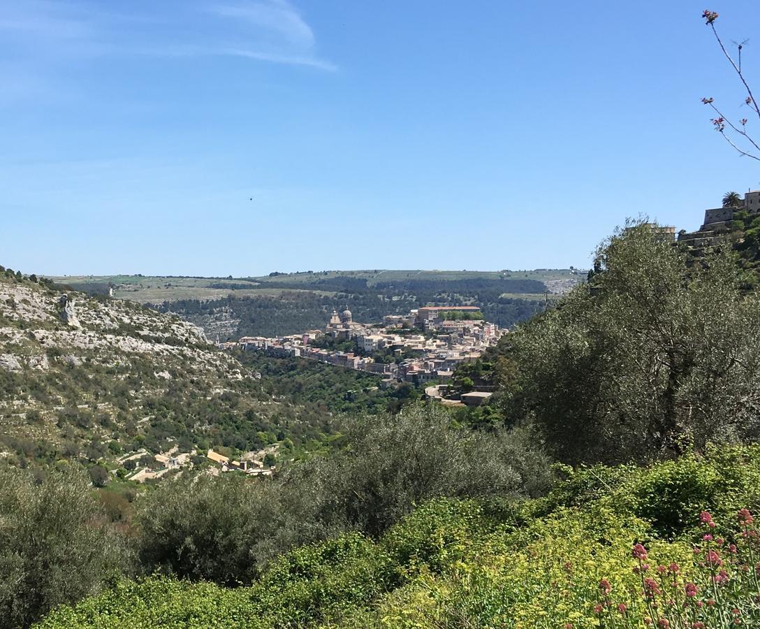 Le Fioriere Affittacamere E Casa Vacanze Ragusa Eksteriør bilde