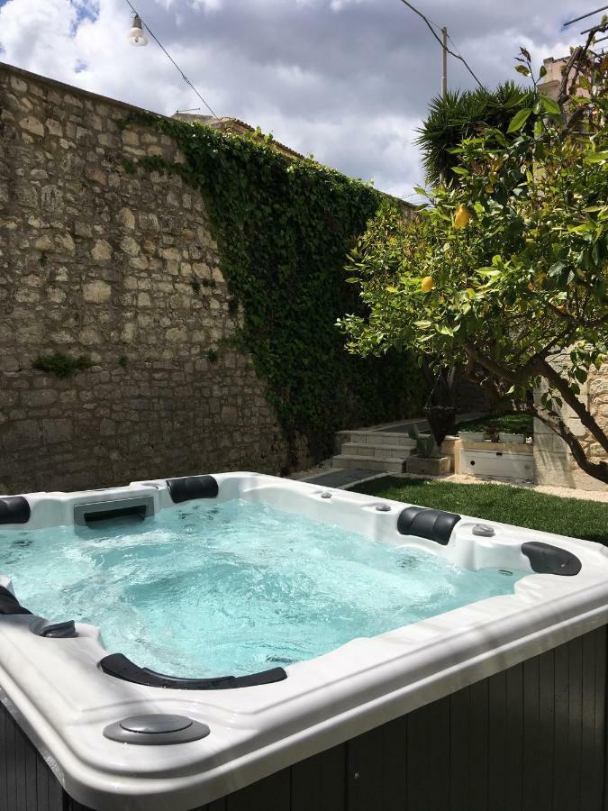 Le Fioriere Affittacamere E Casa Vacanze Ragusa Eksteriør bilde